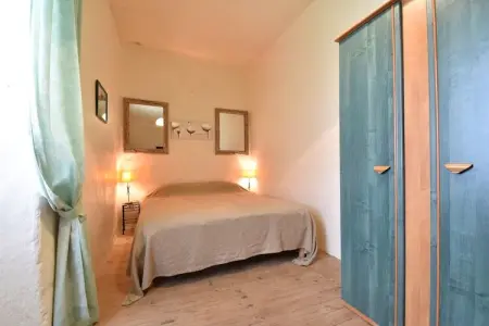 Maison de vacances Besse les Vitarelles 6 p, Ancien maison de vacances avec piscine à Besse - Photo 1