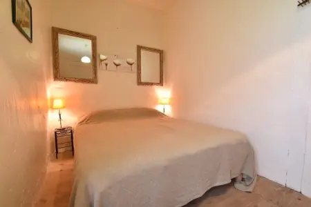 Maison de vacances Besse les Vitarelles 6 p, Ancien maison de vacances avec piscine à Besse - Photo 12