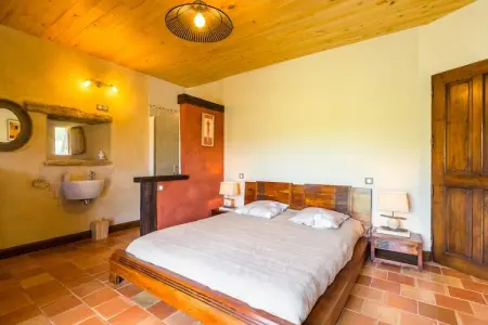 Maison de vacances Mazeyrolles 8p, Maison de vacances paisible à Mazeyrolles avec piscine - Photo 17