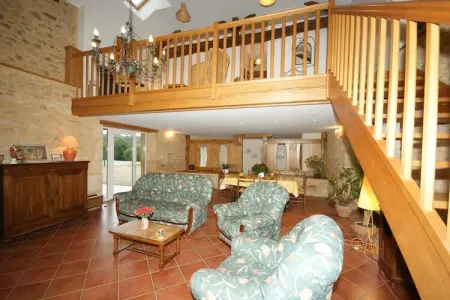 Maison de vacances Besse les Vitarelles 4 pers, Maison de vacances spacieuse avec piscine à Besse - Photo 3