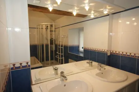 Maison de vacances Besse les Vitarelles 4 pers, Maison de vacances spacieuse avec piscine à Besse - Photo 14