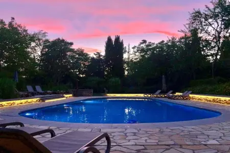 La Chaumière, Gîte patrimonial en Aquitaine avec piscine partagée - Photo 3