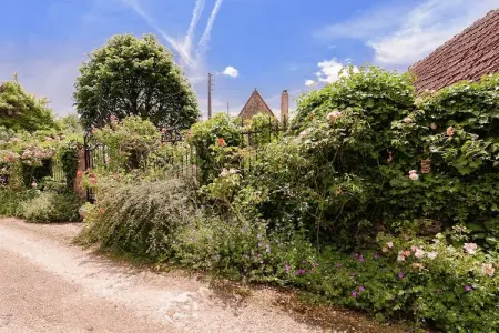 La Chaumière, Gîte patrimonial en Aquitaine avec piscine partagée - Photo 19