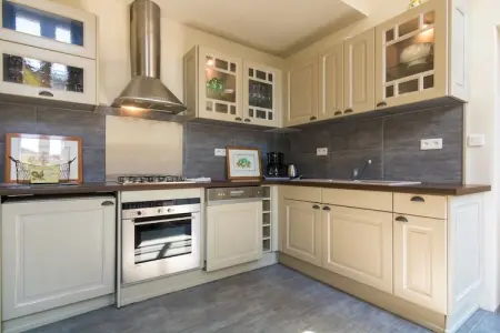 Gîte du Château, Maison de vacances moderne à Chaleix avec jardin privé - Photo 7