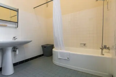 Gîte du Château, Maison de vacances moderne à Chaleix avec jardin privé - Photo 16