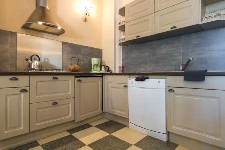 Appartement du Chateau, Château du patrimoine à Chaleix avec piscine partagée - Photo 2