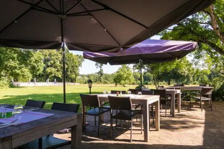 Appartement du Chateau, Château du patrimoine à Chaleix avec piscine partagée - Photo 15