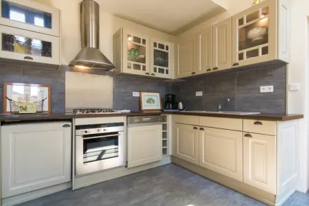 Le Grand Gite du Chateau, Gîte du patrimoine à Chaleix avec jardin - Photo 4