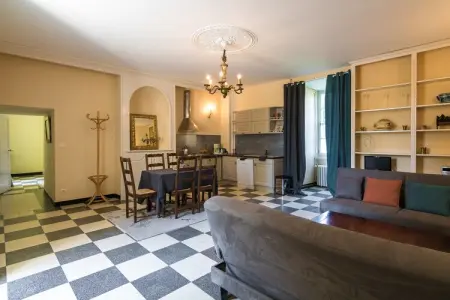 Le Grand Gite du Chateau, Gîte du patrimoine à Chaleix avec jardin - Photo 14