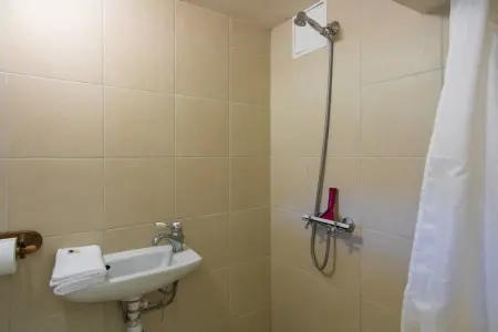 Le Grand Gite du Chateau, Gîte du patrimoine à Chaleix avec jardin - Photo 27