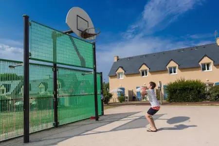 Résidence Horizon Morgat 1, Maisonnette confortable et colorée, à 700 m.de la plage - Photo 18