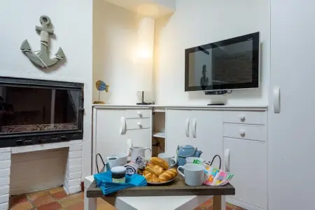 Le Trio, Gîte chic à Plouguin en France avec piscine privée - Photo 12