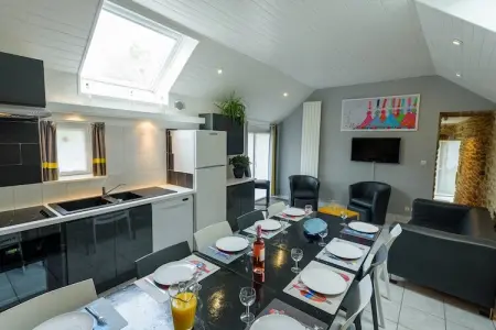 Le Trio, Gîte chic à Plouguin en France avec piscine privée - Photo 17