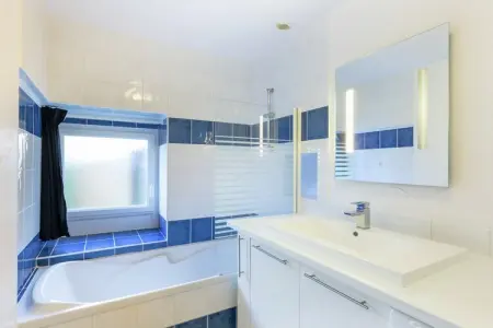 Le Trio, Gîte chic à Plouguin en France avec piscine privée - Photo 20