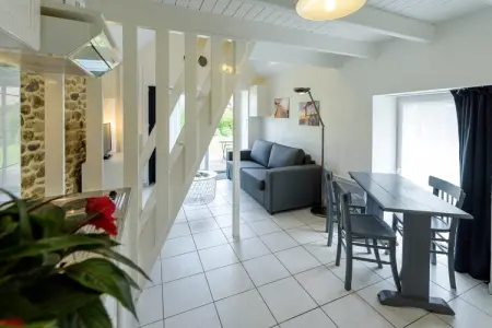 Le Trio, Gîte chic à Plouguin en France avec piscine privée - Photo 23