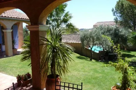 Villa confortable à Roquemaure avec piscine privatisée - Photo 17