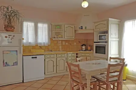 L'Oliveraie, Villa moderne avec piscine privée à Saint-Laurent-de-Carnols - Photo 4