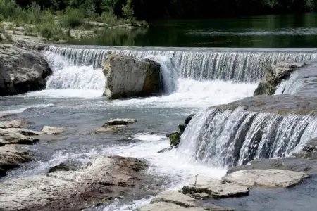 L'Oliveraie, Villa moderne avec piscine privée à Saint-Laurent-de-Carnols - Photo 39