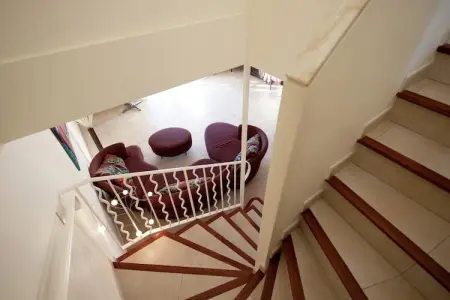 Au bord de l'eau, Villa moderne proche mer, balcon et terrasse à Aigues Mortes - Photo 12