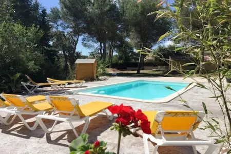La maison des Écureuils, Paisible villa à Beaucaire au sud de la France, avec piscine - Photo 8