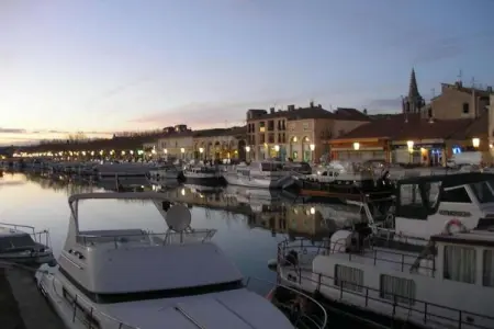 La maison des Écureuils, Paisible villa à Beaucaire au sud de la France, avec piscine - Photo 34