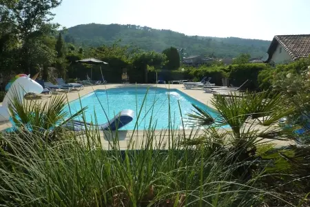 Spacieuse maison de vacances avec piscine à Courry - Photo 1