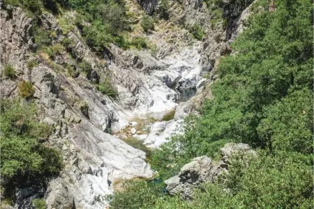 Spacieuse maison de vacances avec piscine à Courry - Photo 30