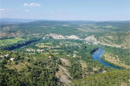 Spacieuse maison de vacances avec piscine à Courry - Photo 31