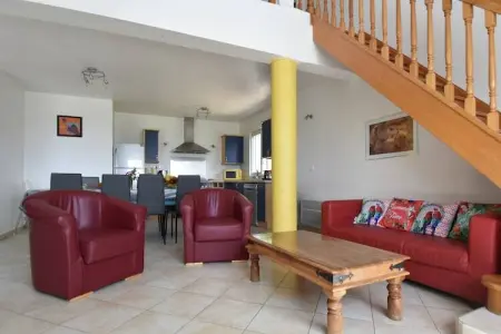 Courry, Paisible villa avec piscine privée à Courry - Photo 1