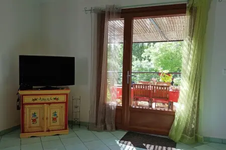 Les Chênes- SAINT-BRÈS, Villa ancienne avec piscine privée à Saint-Brès - Photo 8