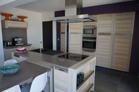 Villa 4 vents D, Eole - Villa confortable et spacieuse avec piscine, large espace terrasse a vivre et cuisine ouverte - Photo 14