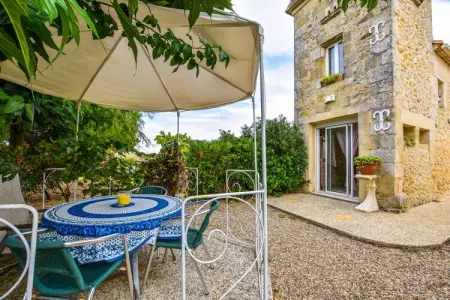 Le Pigeonnier, Beau pigeonnier rénové avec piscine, vignoble de l'Entre-deux-Mers. - Photo 7