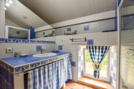 Le Pigeonnier, Beau pigeonnier rénové avec piscine, vignoble de l'Entre-deux-Mers. - Photo 17