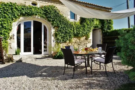 Le Passe Temps, Maison en pierre avec piscine et jacuzzi, entre-deux-mers. - Photo 51