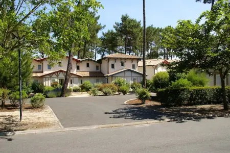 Les Greens du Bassin 5, Maison de vacances mitoyenne dans un environnement verdoyant - Photo 7