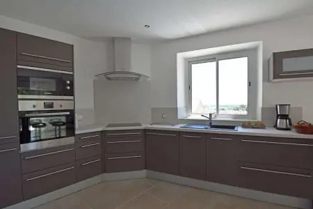 Maison Piscine Village Vue Imprenable, Villa de luxe à Montouliers avec piscine privée - Photo 4