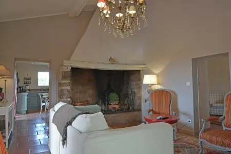 Domaine de Lavit, Villa traditionnelle avec jardin privé à Viols-en-Laval - Photo 12