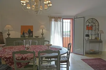 Domaine de Lavit, Villa traditionnelle avec jardin privé à Viols-en-Laval - Photo 14