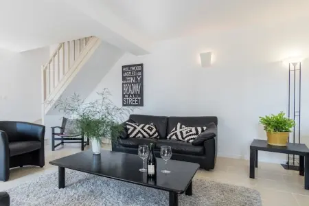 Maison de vacances Beaumont en Véron, Maison de vacances de luxe avec pelouse à Beaumont-en-Véron près de Chinon - Photo 1