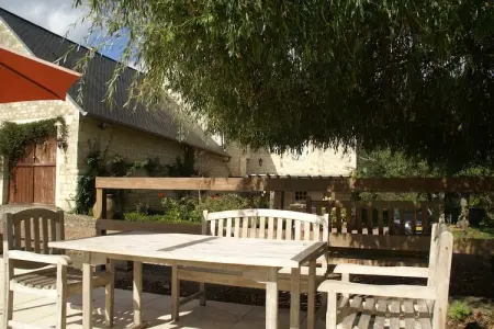 Maison de vacances Cinais, Ancienne maison de douane avec grand jardin et piscine privée. 4 km de Chinon - Photo 12