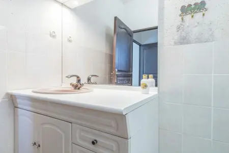 Maison de vacances Cinais, Ancienne maison de douane avec grand jardin et piscine privée. 4 km de Chinon - Photo 26