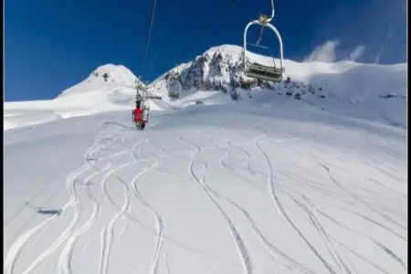 Les Chalets de l'Altiport 3, Chalet luxueux avec cheminée dans la région de l'Alpe d'Huez - Photo 32