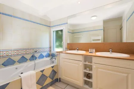 Villas Clairière aux Chevreuils 1, Villa de luxe avec grand jardin près de l'Etang de Laprade - Photo 18