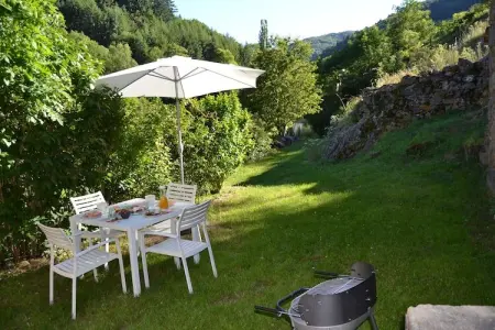 Gite du Pradal, Maison de vacances avec terrasse à Villeneuve-d'Allier - Photo 11