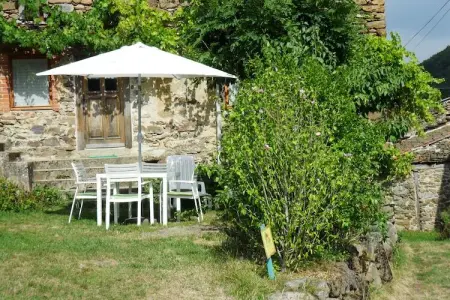 Gite du Pradal, Maison de vacances avec terrasse à Villeneuve-d'Allier - Photo 12