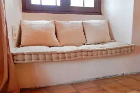 Rougeac, Maison de vacances à Villeneuve-d'Allier dans la forêt - Photo 10