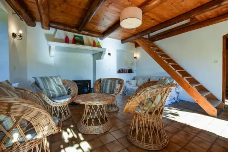 Rougeac, Maison de vacances à Villeneuve-d'Allier dans la forêt - Photo 12