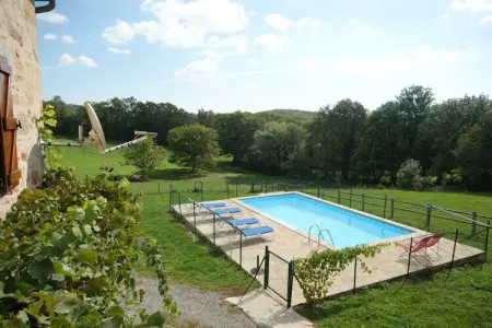 Maison de vacances Rueyres, Charmante maison de vacances à Rueyres avec piscine - Photo 23