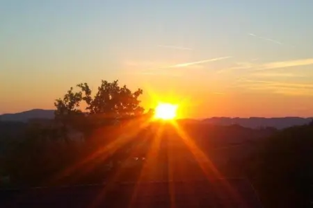 Maison avec piscine chauffée, Maison de vacances moderne avec piscine privée à Loubressac - Photo 38