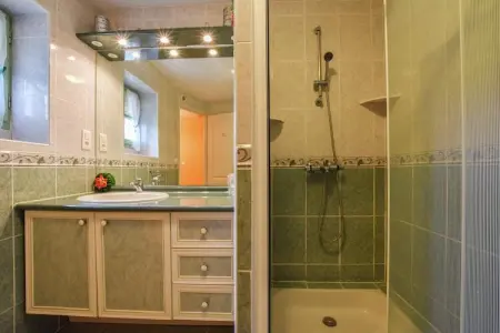 Maison de vacances, Maison de vacances confortable avec piscine à Thédirac - Photo 14